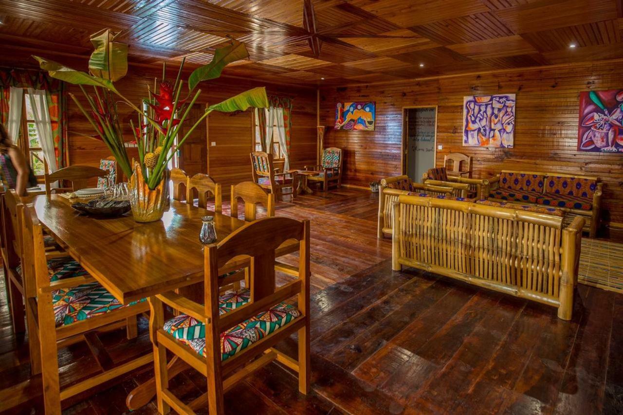 Roca Saudade Guest House Trindade ภายนอก รูปภาพ